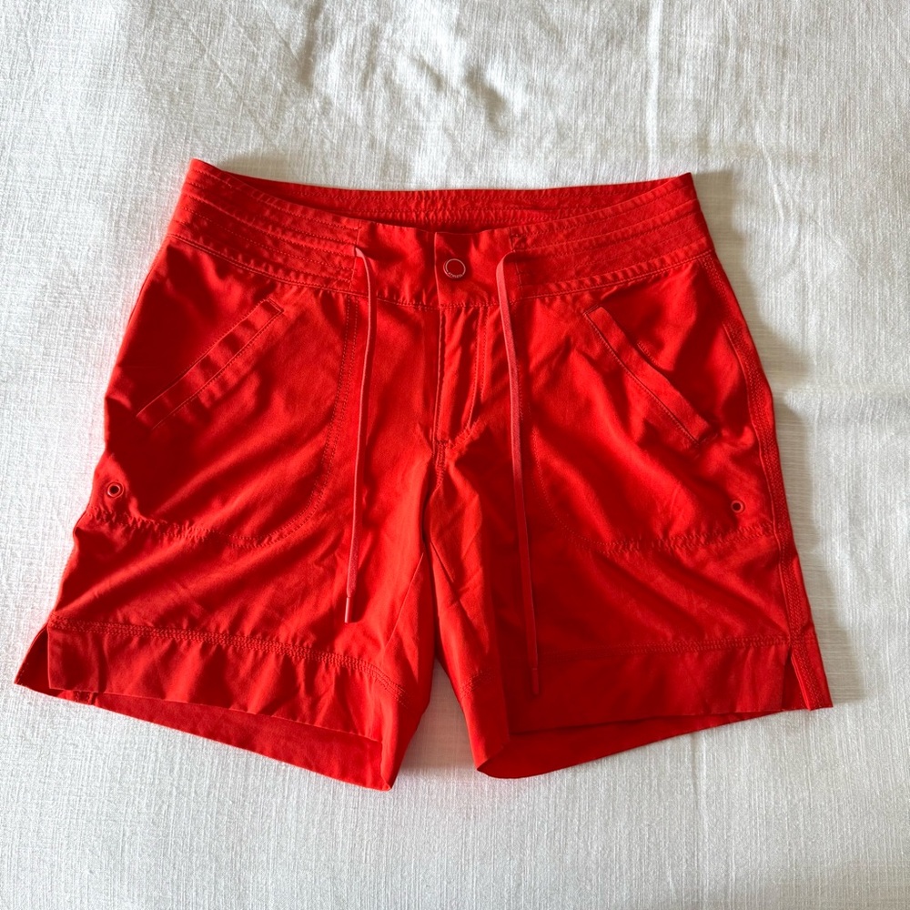 Athleta Costa Shorts 6” Inseam, size 2
